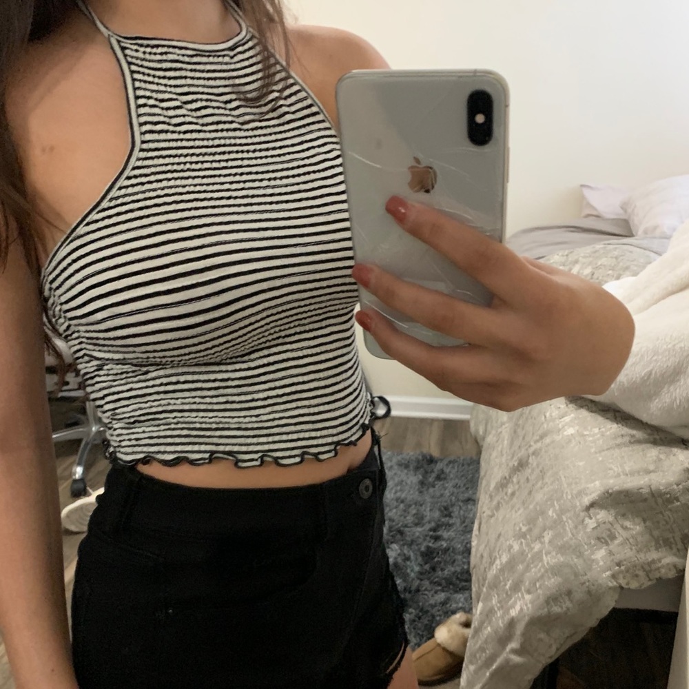 stripped black and white crop top